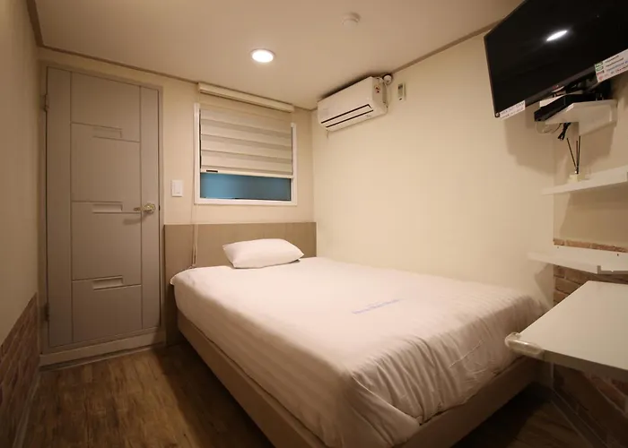 Dongdaemun Hwashin Hostel